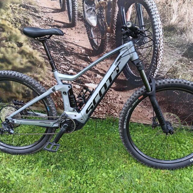 Großer Abverkauf beim Sport Jirka! Gebrauchte E-MTB Fullys aus unserem Verleih ab 2299€. Mehr Info bei uns im Shop 🚵‍♂️🏔🌞🍀